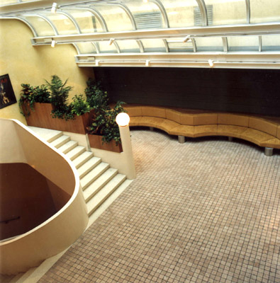 un interno del Centro Trevi di Bolzano, che ospita la mostra di Leonardo